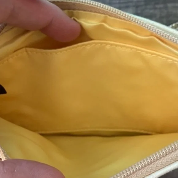 Coach Poppy “Made for Me” Wristlet – Gold Glitter - Picture 6 of 9